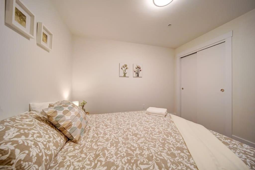 Luxurious Modern 2Br Condo Sleeps 5 Coffee, Ac, Wifi Χάλιφαξ Εξωτερικό φωτογραφία