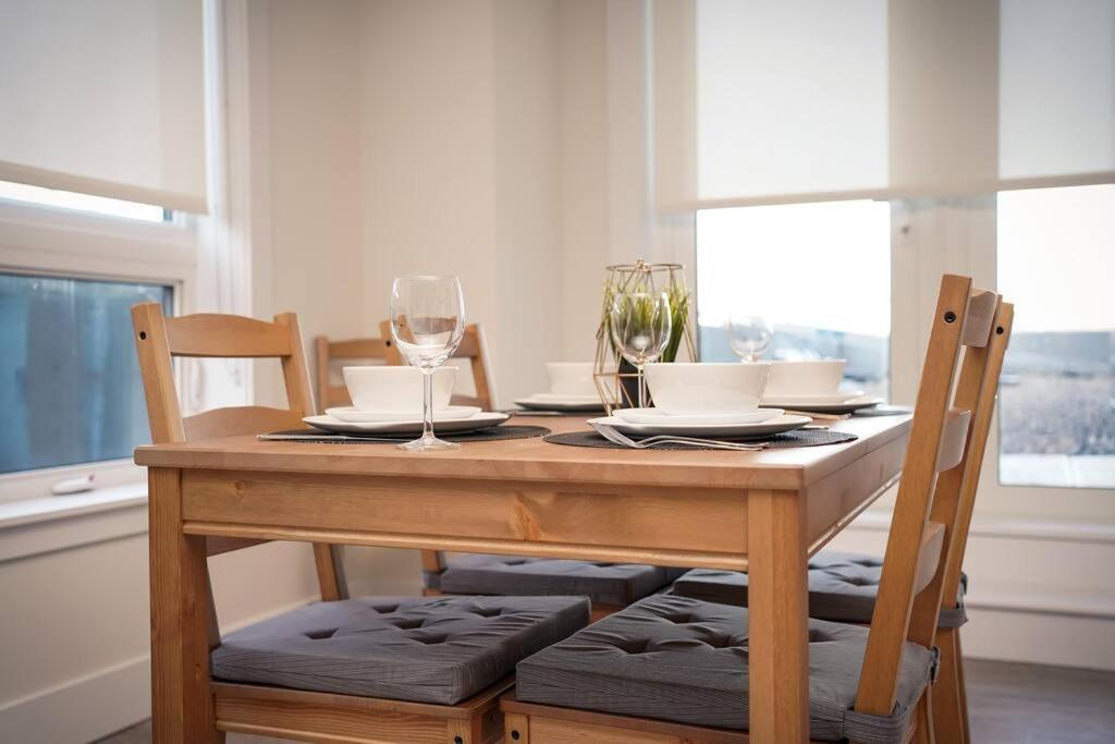 Luxurious Modern 2Br Condo Sleeps 5 Coffee, Ac, Wifi Χάλιφαξ Εξωτερικό φωτογραφία